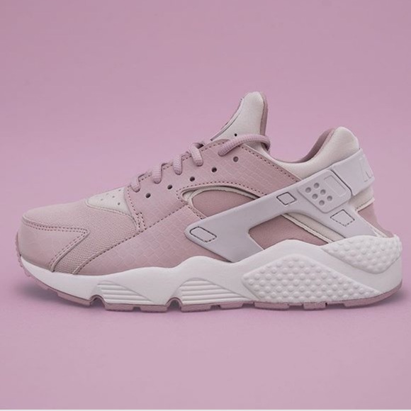 air huarache nike rosse air huarache nike rosse